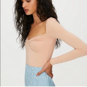 NWT Wilfred Ruched Longsleeve Top